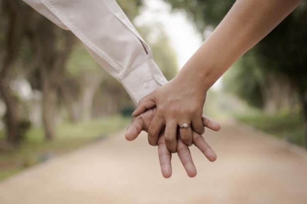 7 Benefits To Hiring A DJ For Your Wedding