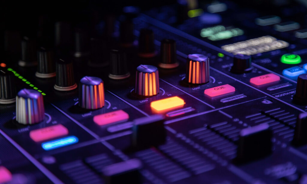 Effects & Equipment